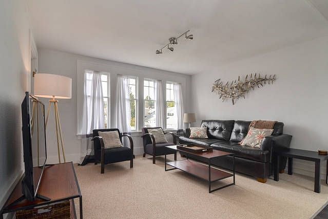 Furnished Finder property 350767_1 photo 3