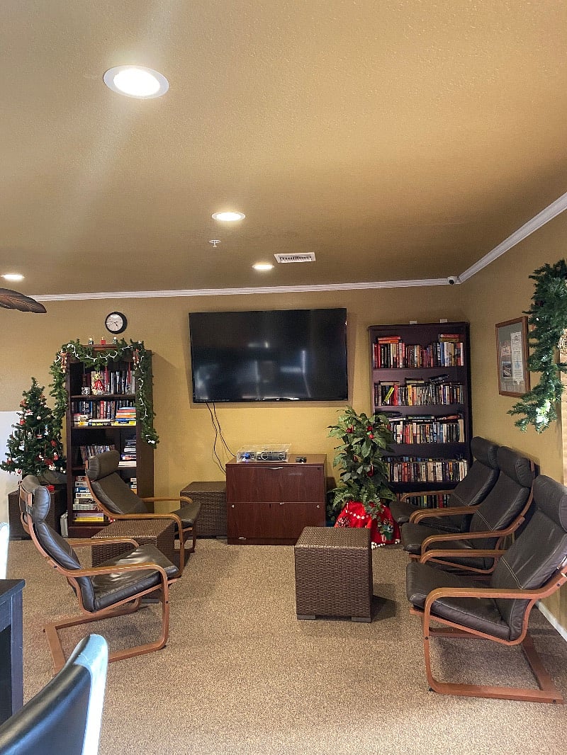 Furnished Finder property 350770_1 photo 10