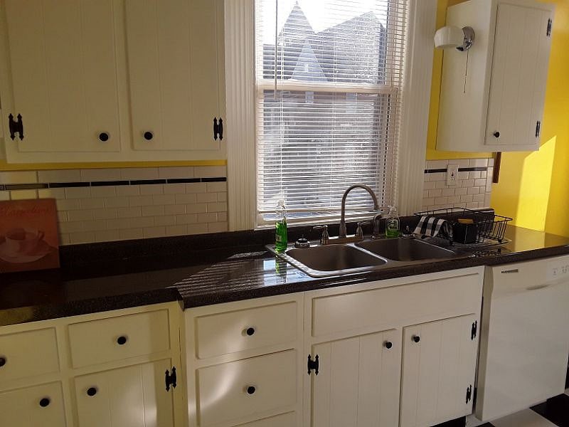 Furnished Finder property 350772_1 photo 9