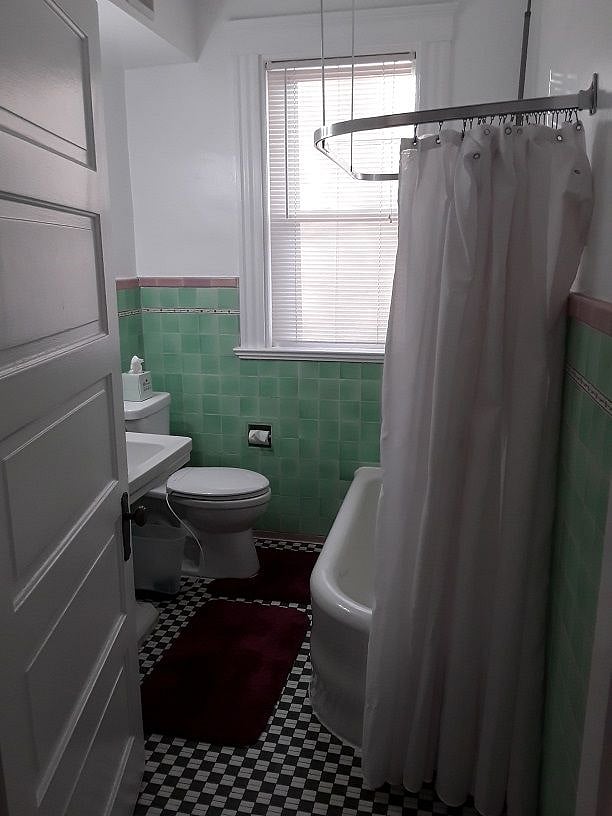 Furnished Finder property 350772_1 photo 15