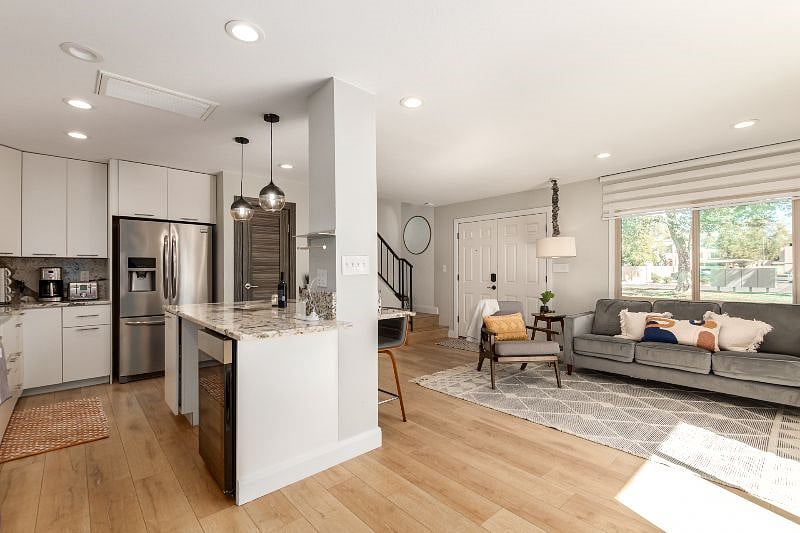 Furnished Finder property 350843_1 photo 9