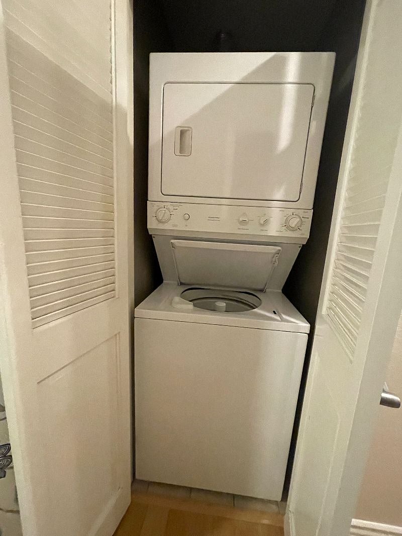 Stackable laundry