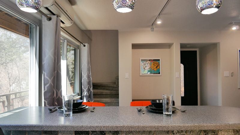 Breakfast counter