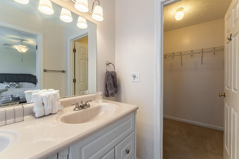Furnished Finder property 350989_1 photo 16