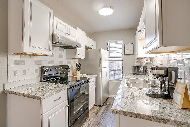 Furnished Finder property 351063_2 photo 23