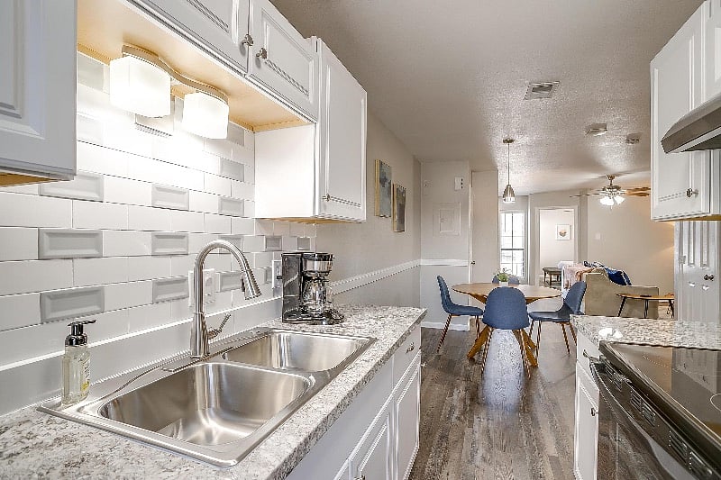 Furnished Finder property 351063_2 photo 26