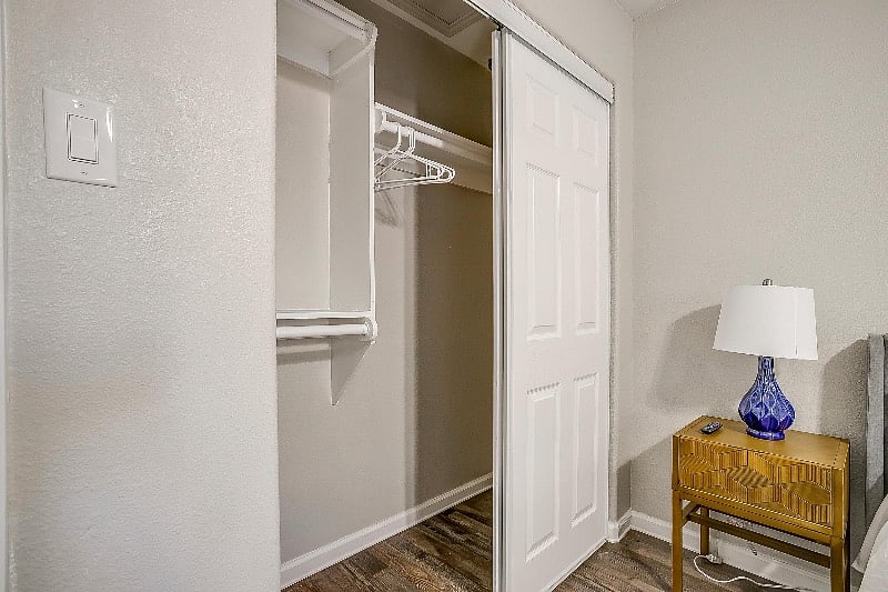 Furnished Finder property 351063_2 photo 31