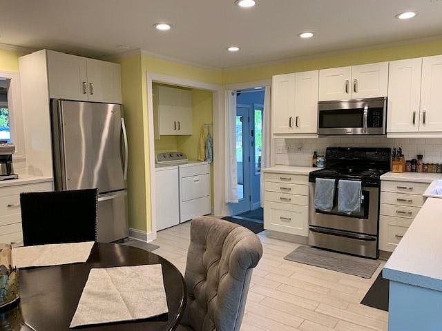 Furnished Finder property 351074_1 photo 12