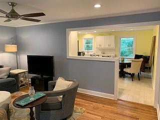 Furnished Finder property 351074_1 photo 8