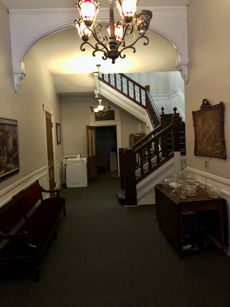 Common main hallway downstairs