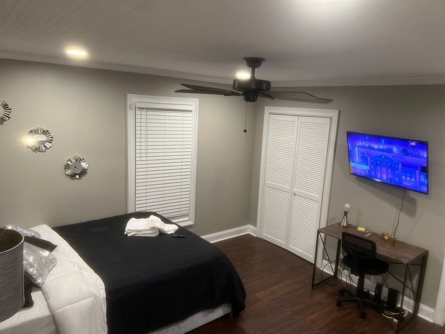 Owner's Bedroom 