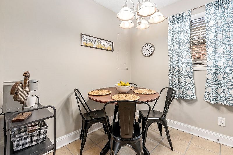 Furnished Finder property 351135_1 photo 14