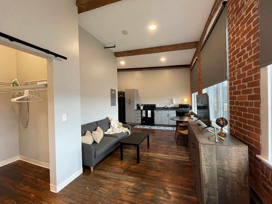 Furnished Finder property 351178_6 photo 5