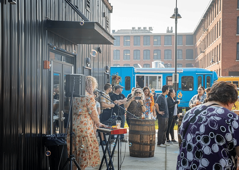 Food Truck Patio