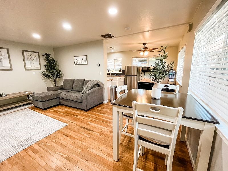 Furnished Finder property 351468_2 photo 3