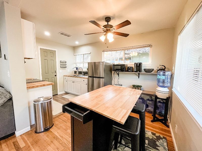Furnished Finder property 351468_2 photo 4