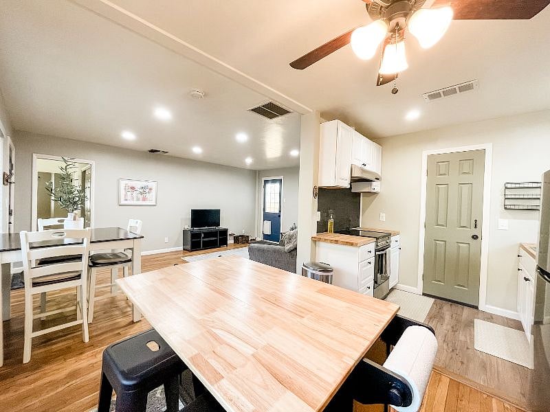 Furnished Finder property 351468_2 photo 7