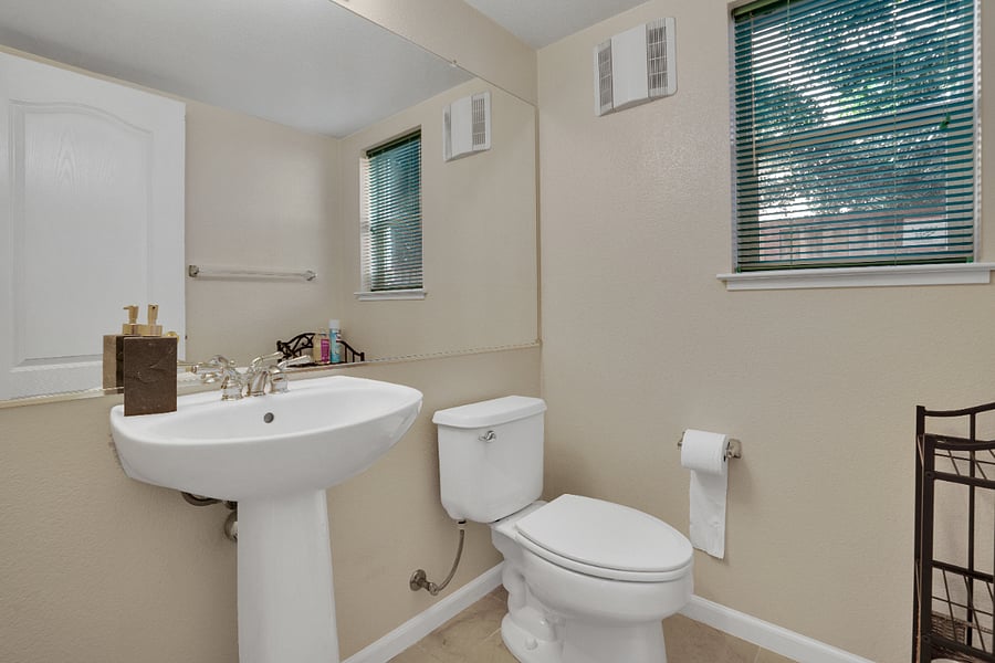 Furnished Finder property 351499_1 photo 24