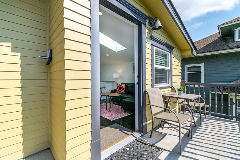 Furnished Finder property 351501_2 photo 1