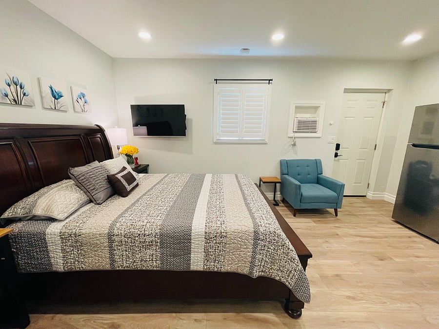 Furnished Finder property 351627_2 photo 3