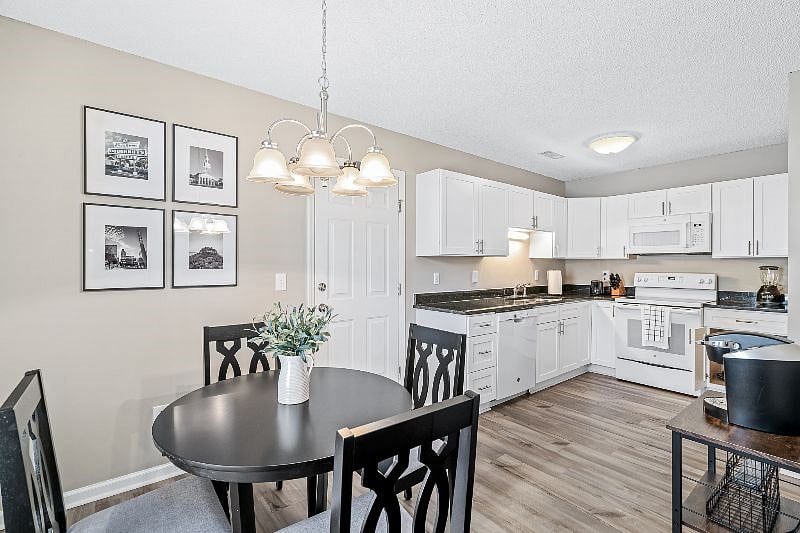 Furnished Finder property 351672_1 photo 5