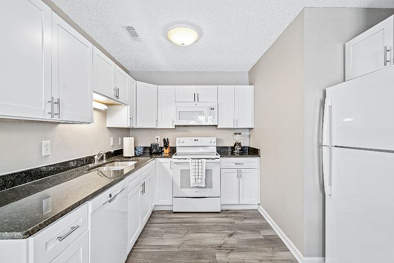 Furnished Finder property 351672_1 photo 7