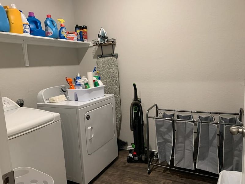 Furnished Finder property 351777_2 photo 24