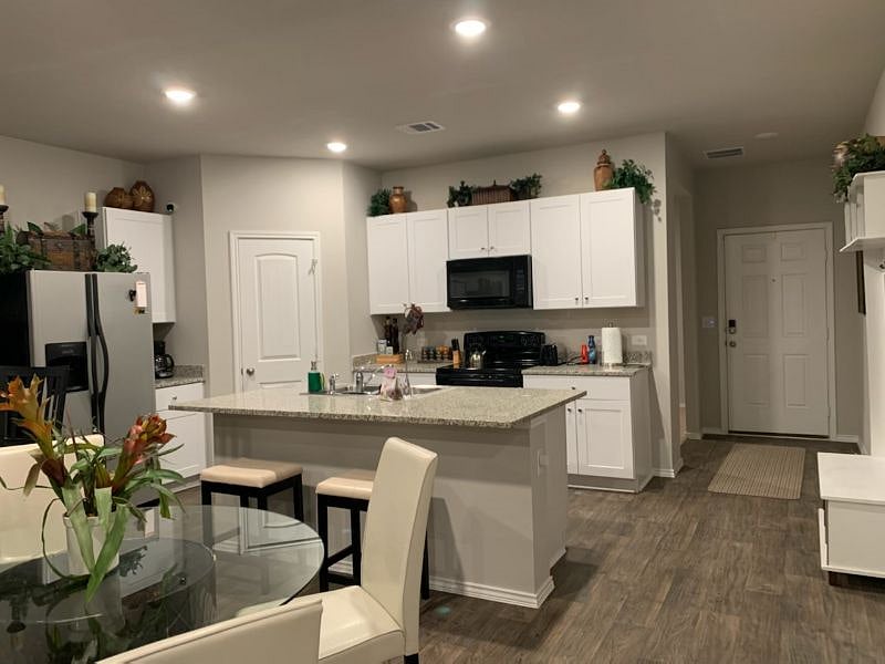Furnished Finder property 351777_3 photo 10