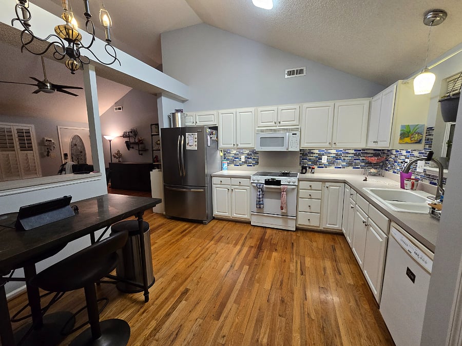 Furnished Finder property 351800_1 photo 7