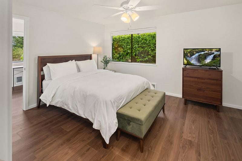 Furnished Finder property 352003_1 photo 24