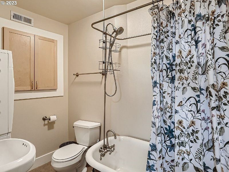 Furnished Finder property 352026_1 photo 23