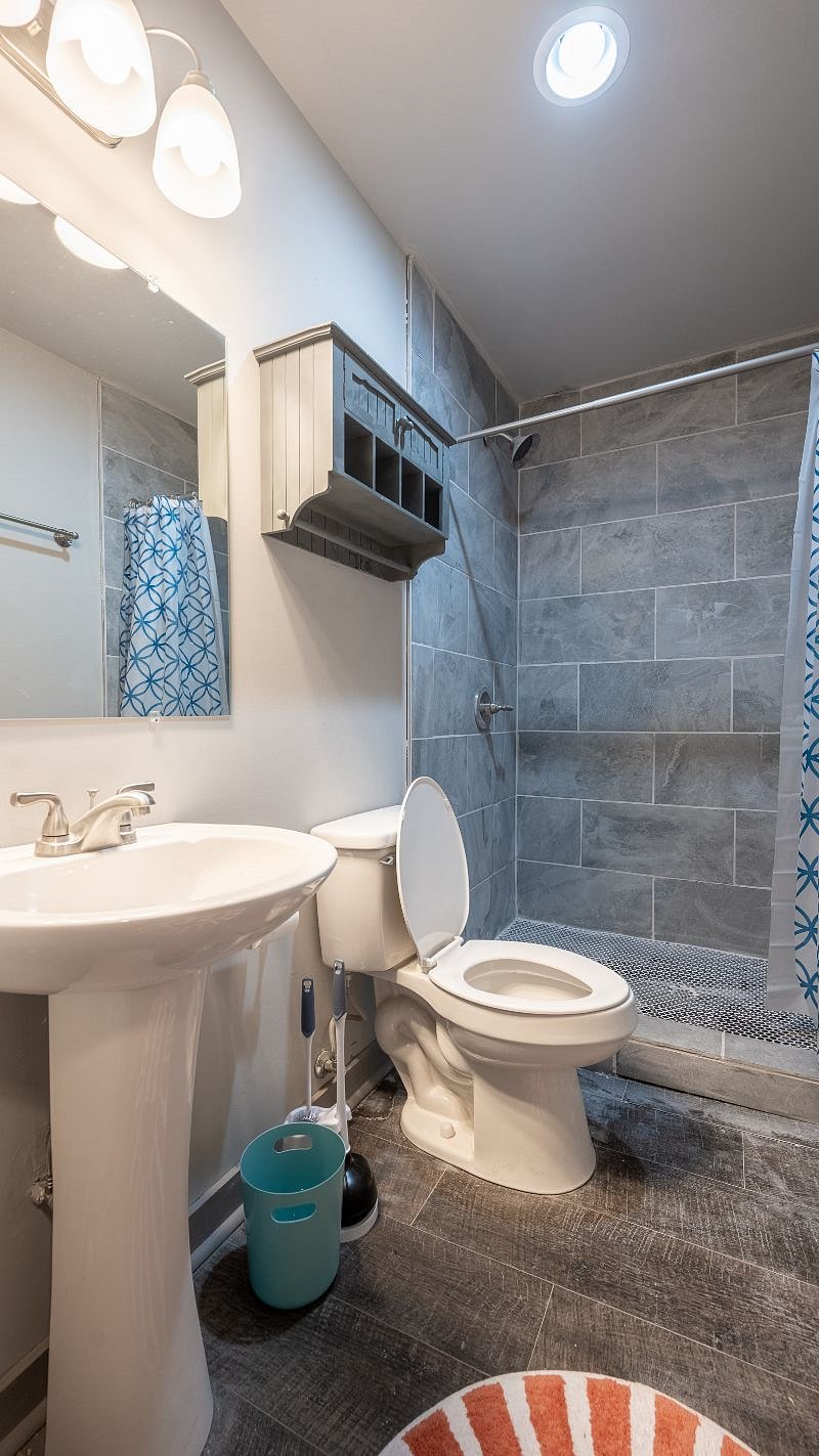 Furnished Finder property 352035_1 photo 12