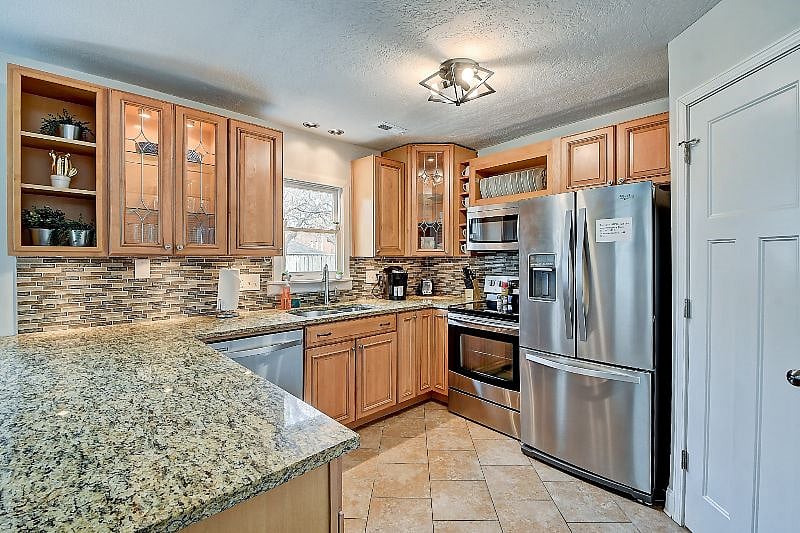 Furnished Finder property 352047_1 photo 5