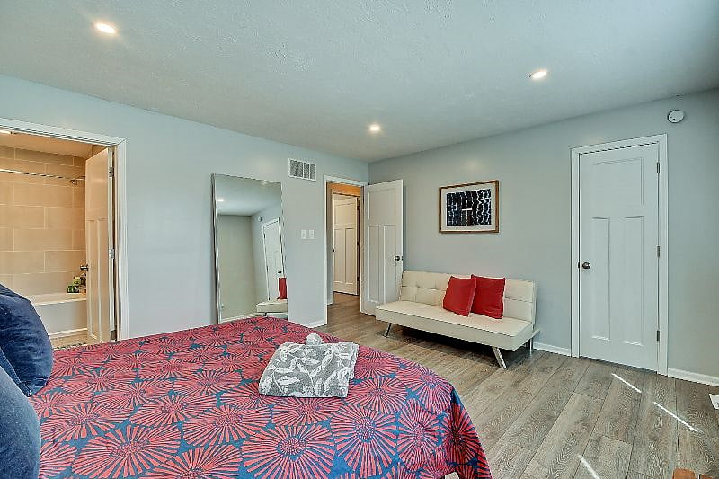 Furnished Finder property 352047_1 photo 9