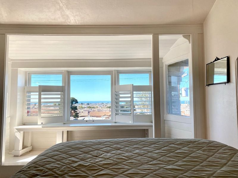 Furnished Finder property 352069_1 photo 8
