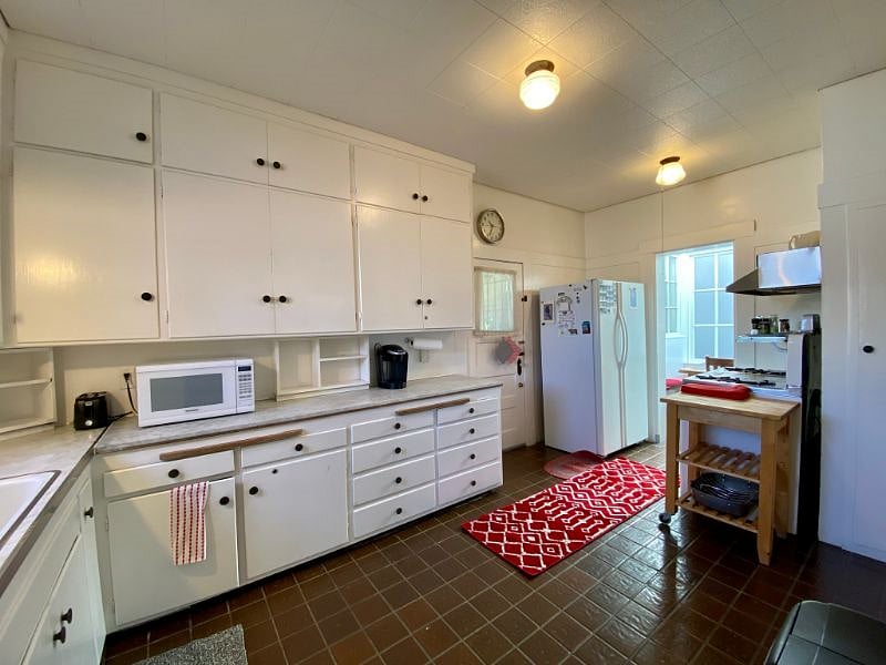 Furnished Finder property 352069_1 photo 18