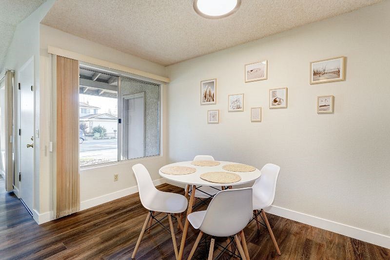 Furnished Finder property 352083_1 photo 17