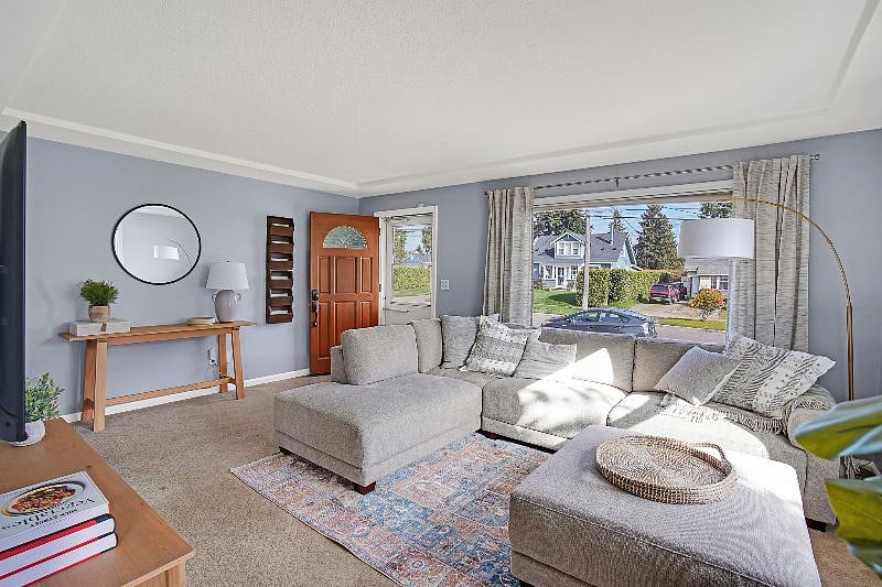 Furnished Finder property 352137_2 photo 6