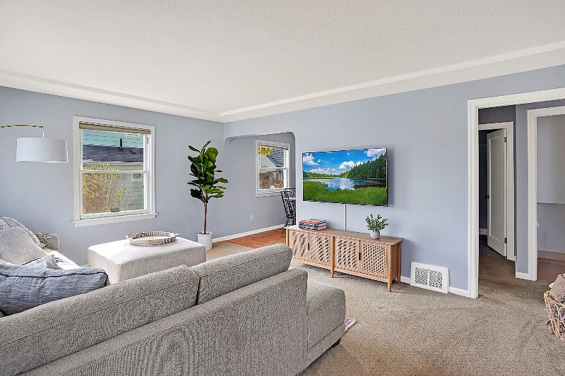 Furnished Finder property 352137_2 photo 8