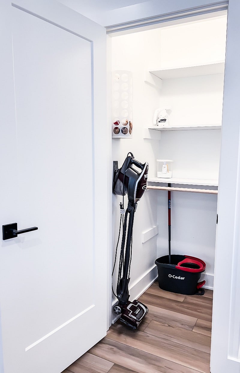 Pantry/Closet