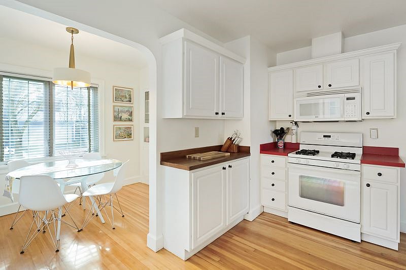 Furnished Finder property 352170_1 photo 16