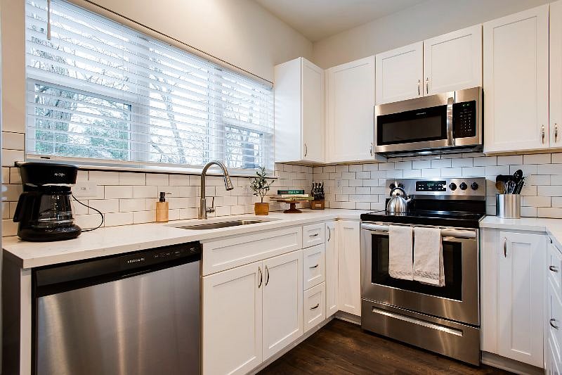 Furnished Finder property 352194_1 photo 6