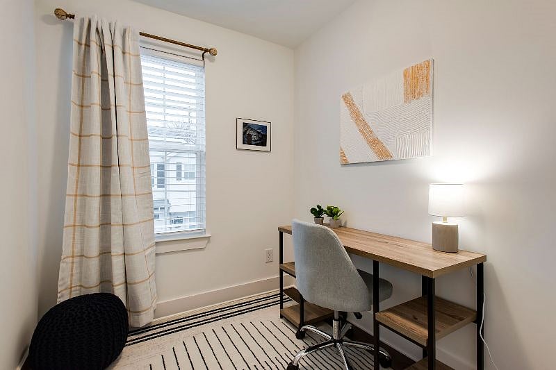 Furnished Finder property 352194_1 photo 16