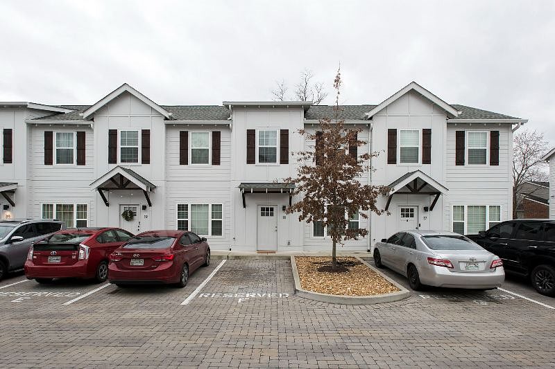 Furnished Finder property 352194_1 photo 18