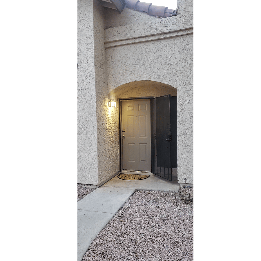 PRIVATE ENTRANCE
