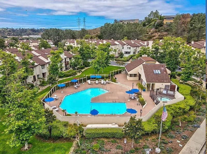 Private community pool, hot tub, sauna, and indoor space! 