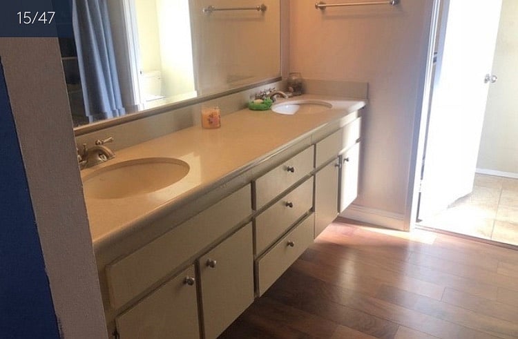Bedroom #1- sinks/vanity 