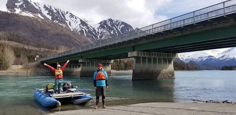 The Fox Den is located close to town and nearby a variety of outdoor recreation opportunities like packrafting, white water rafting and the world class fishing found on the Kenai River.