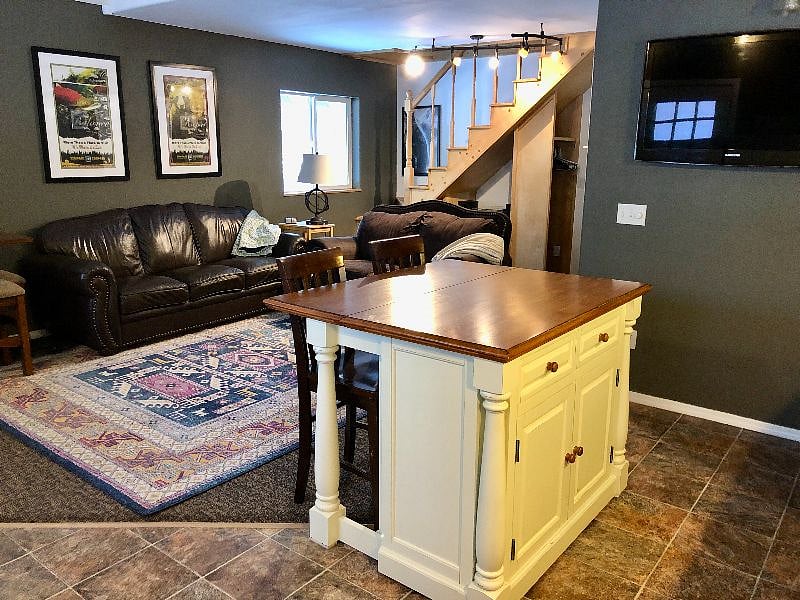 Pull up to the desk, snuggle up with a book or enjoy cooking in the furnished kitchen.