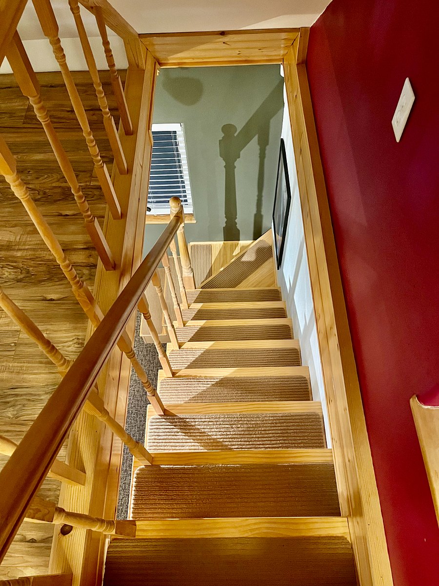 The loft is accessed via stairs with safety tread.